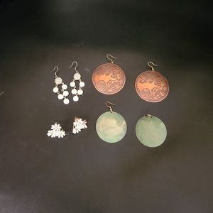 Four pairs of earrings
